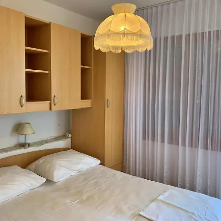 With A Parking Space Silo, Krk - 18770 Apartamento